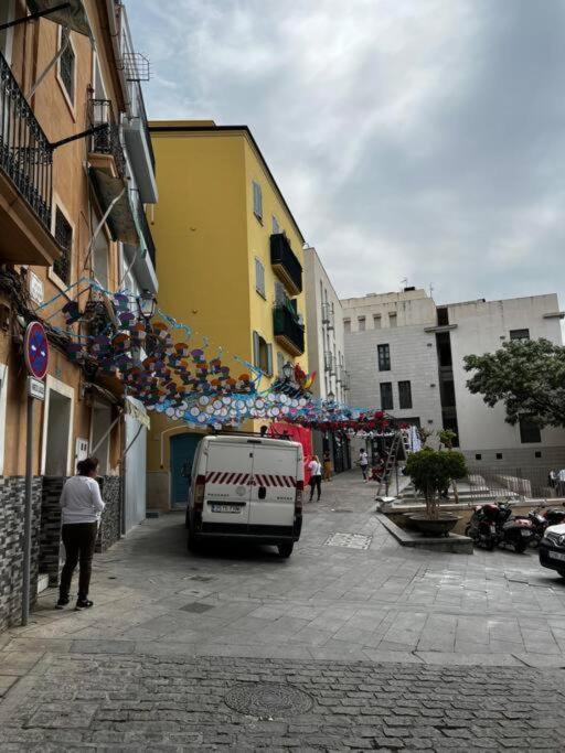 Refugio, Casco Antiguo, Alicante Exteriör bild