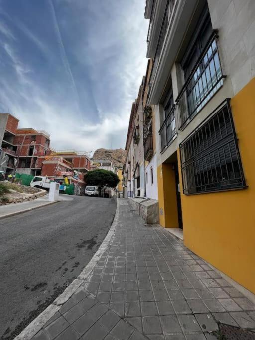 Refugio, Casco Antiguo, Alicante Exteriör bild